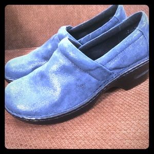 Women’s shoes